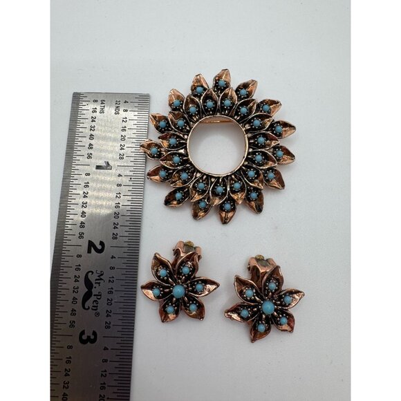 Vintage Bronze Faux Turquoise Brooch and‎ Clip on Earrings Sunflower Pin 1970s - Picture 5 of 5